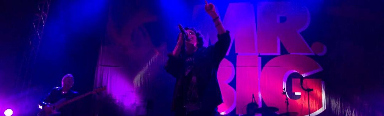 Eric Martin trae su gira acústica a España en abril