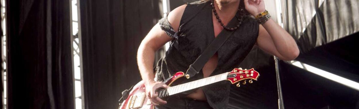 Kissin’ Dynamite confirma los últimos shows con Hannes Braun al frente