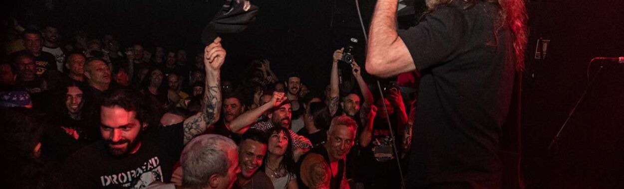 D.R.I. en Barcelona: “Absoluto Caos”