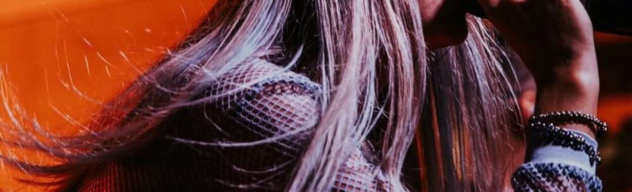 Major Moment derrocha vibra alternativa en “Promises”