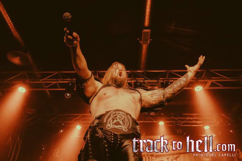 All For Metal en Madrid: “Las espadas en alto” thumb image