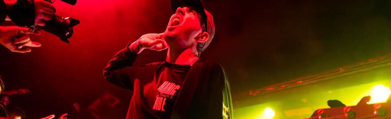 Satanic Surfers en Barcelona: “Rompiendo Olas de Cerveza y Sudor”