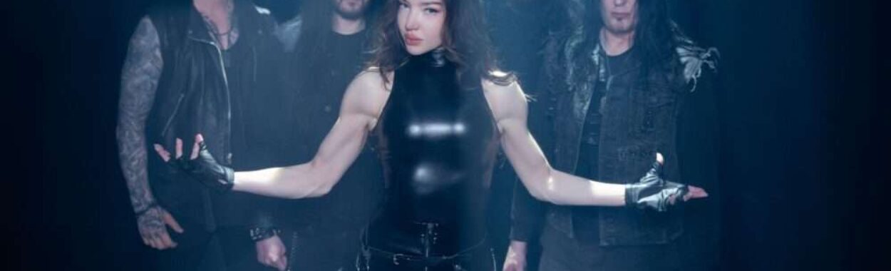 Ahora Si Es Oficial: Arch Enemy Tiene Nueva Vocalista Y Estrena Video