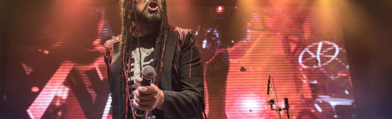 Claudio O’ Connor & DarloTodo en Buenos Aires: “Una bestia suelta en Flores”