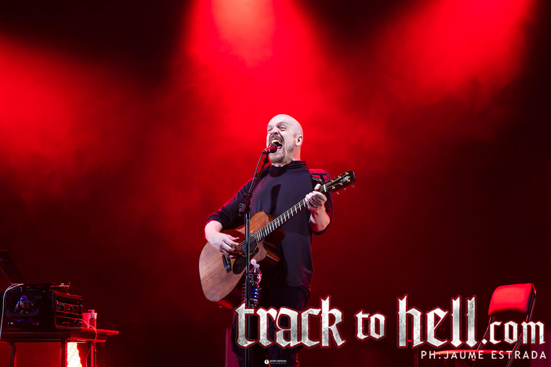 Devin Townsend en Barcelona: “una metamorfosis acústica en L’Hospitalet” thumb image